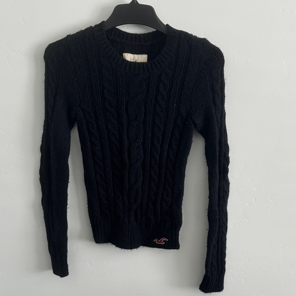 Vintage Hollister Navy Blue Cable Knit Crewneck Sweater